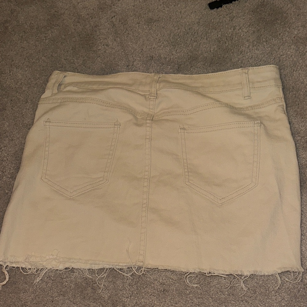 white fox mini skirt